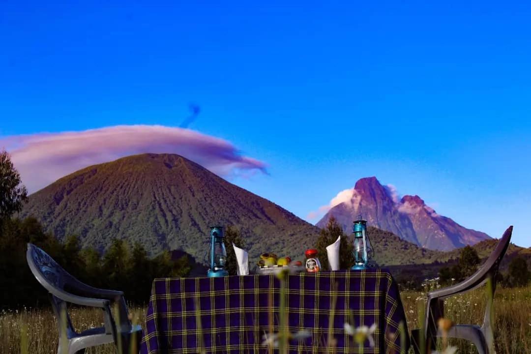 Under Volcanoes View Guest House Nyarugina Exterior photo
